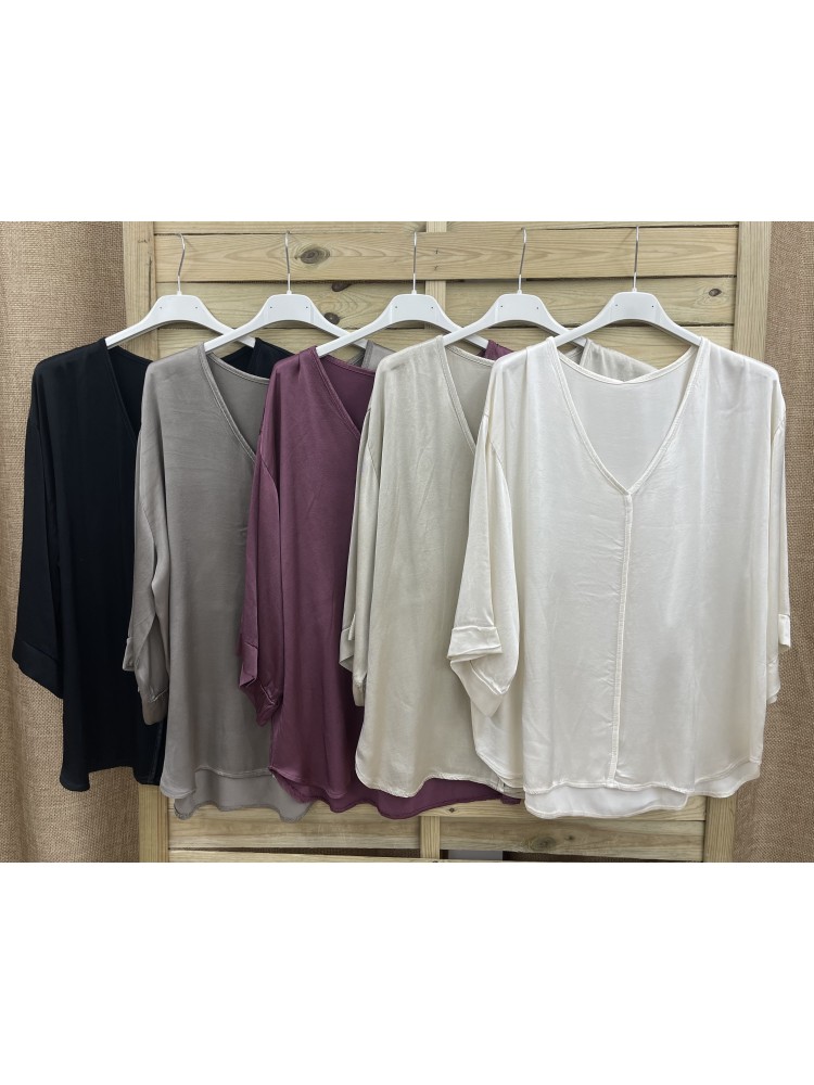 Camisa de satén escote en pico y manga francesa