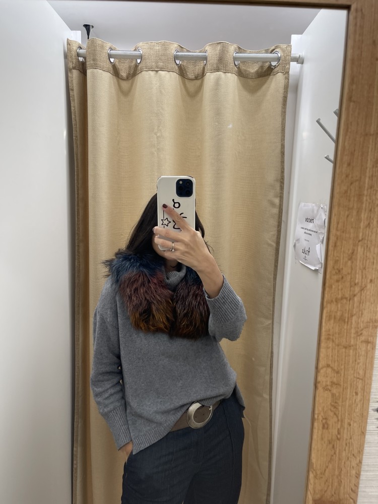 Cuello de pelo natural de colores