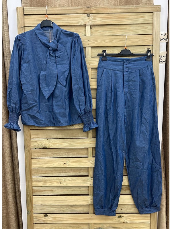 Pantalon vaquero Eli bombacho 2