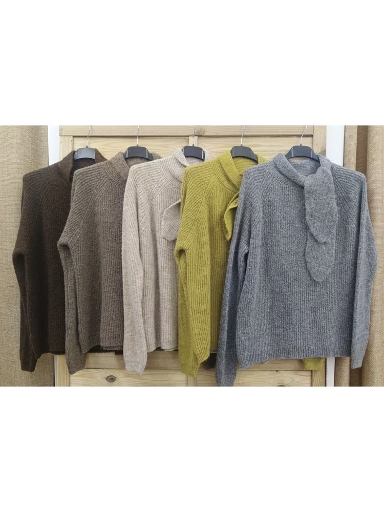 Jersey efecto canalé con nudo delantero