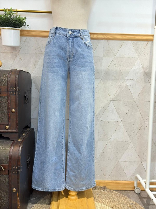Jeans con estrella trasera azul 2