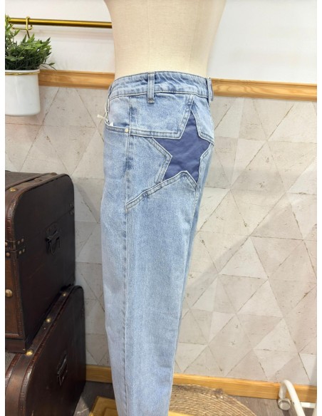 Jeans con estrella trasera azul