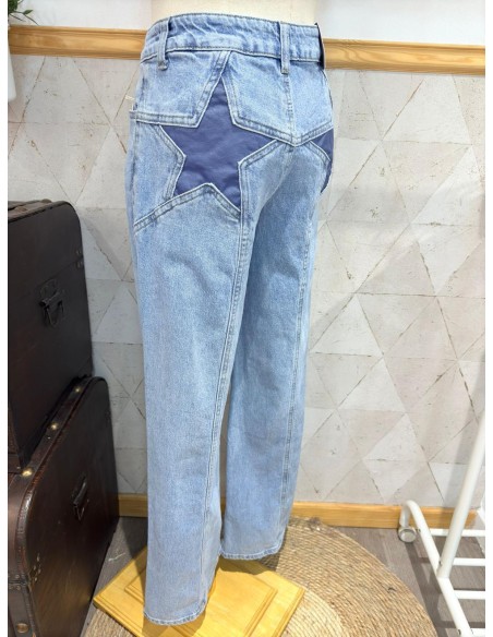 Jeans con estrella trasera azul