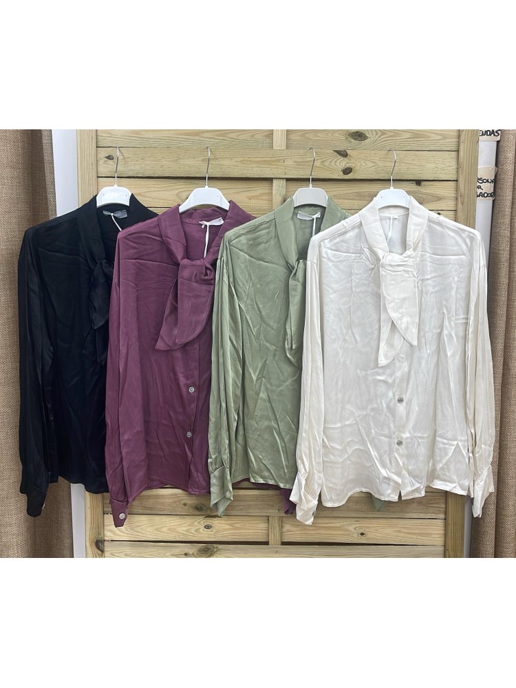 Camisa de satén nudo delantero