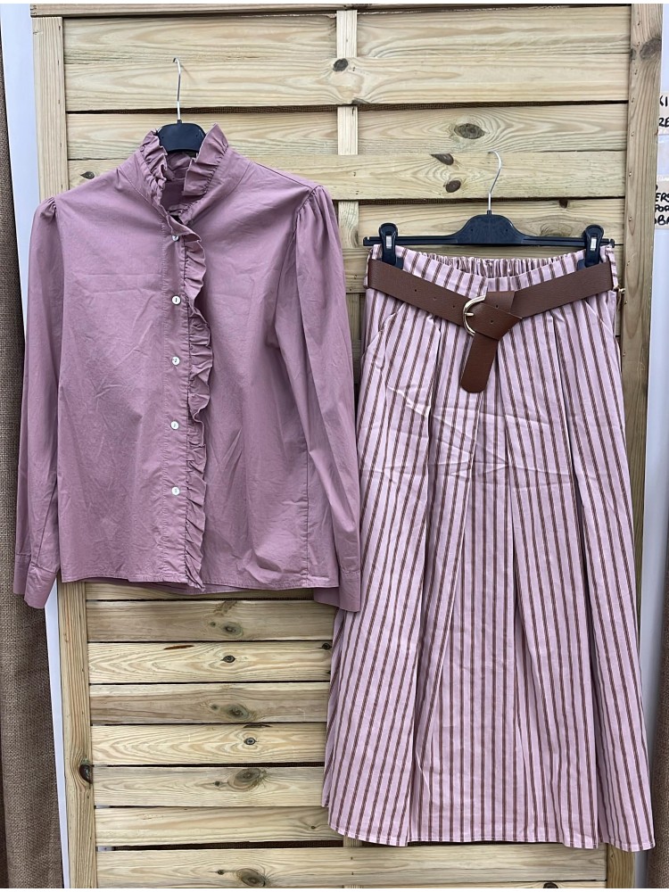 Falda midi de rayas con vuelo y cinturon