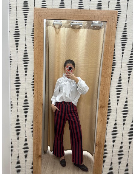 Pantalon de rayas bolsillo recto