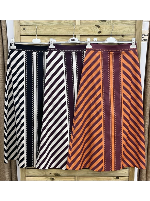 Falda rayas diagonales con maxi raya central