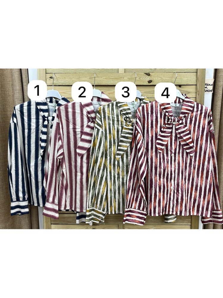 Camisa Marina de rayas con nudo
