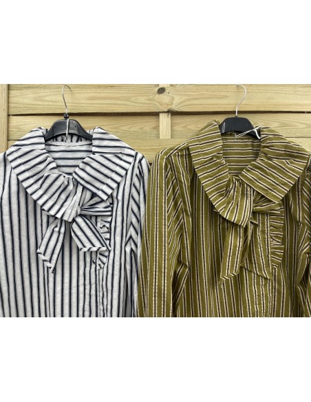 Camisa rayas con vuelta en cuello y maxi lazo