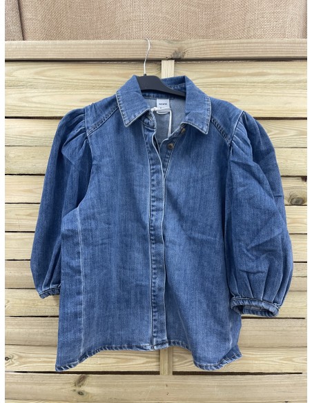 Camisa vaquera con manga francesa abullonada