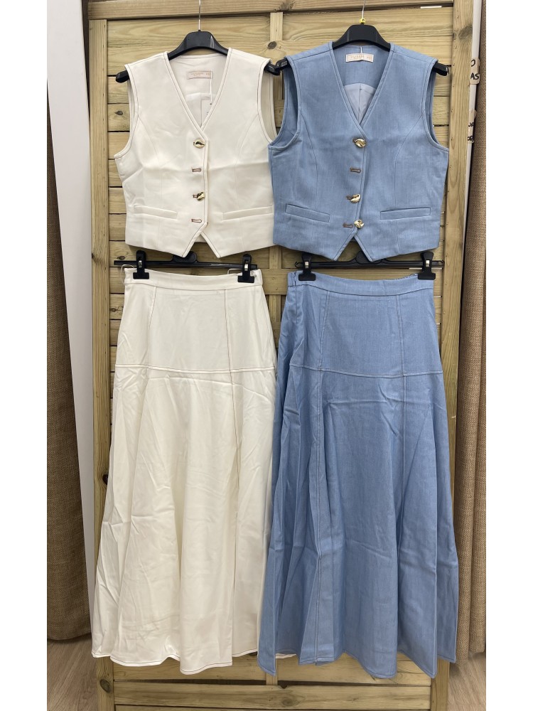 Chaleco Sara botones dorados