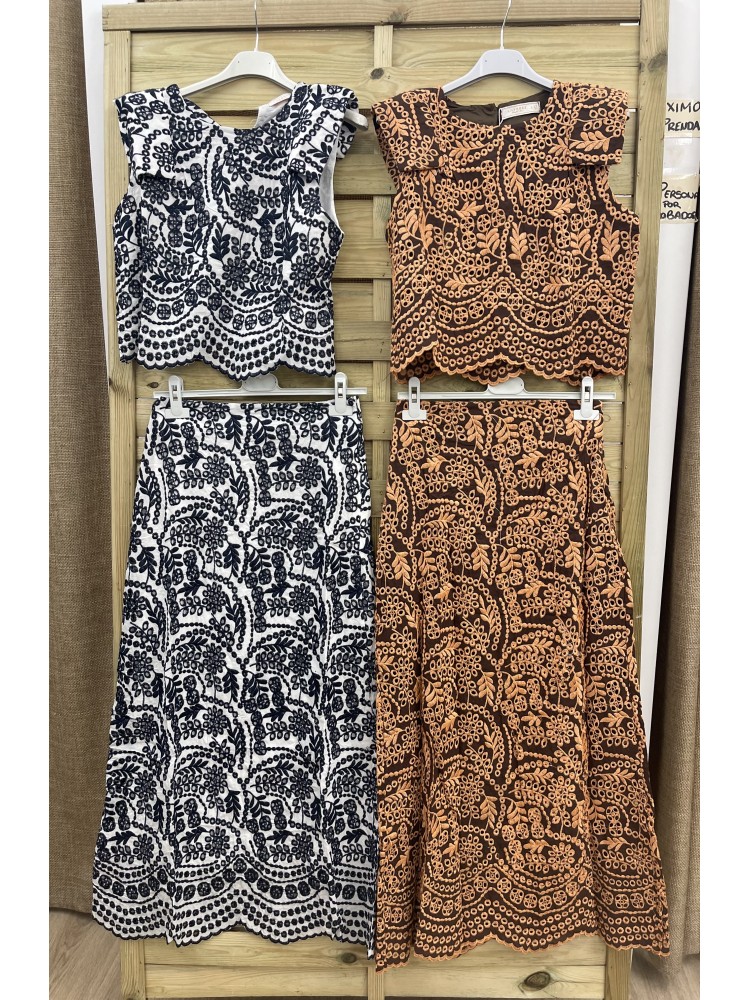 Conjunto bordado Florencia