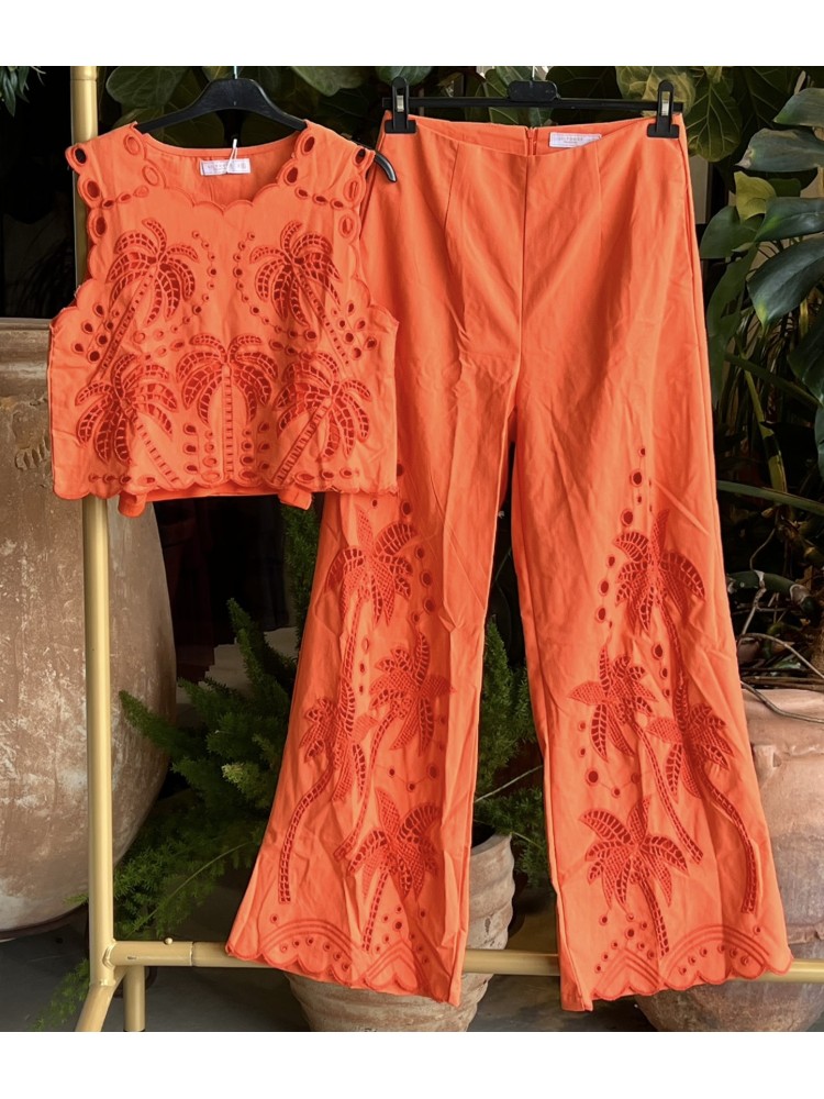 Conjunto de top y pantalón palmera calado