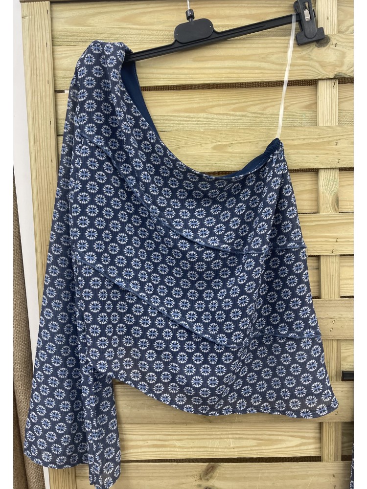 Top asimétrico costuras Fátima