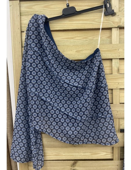 Top asimétrico costuras Fátima