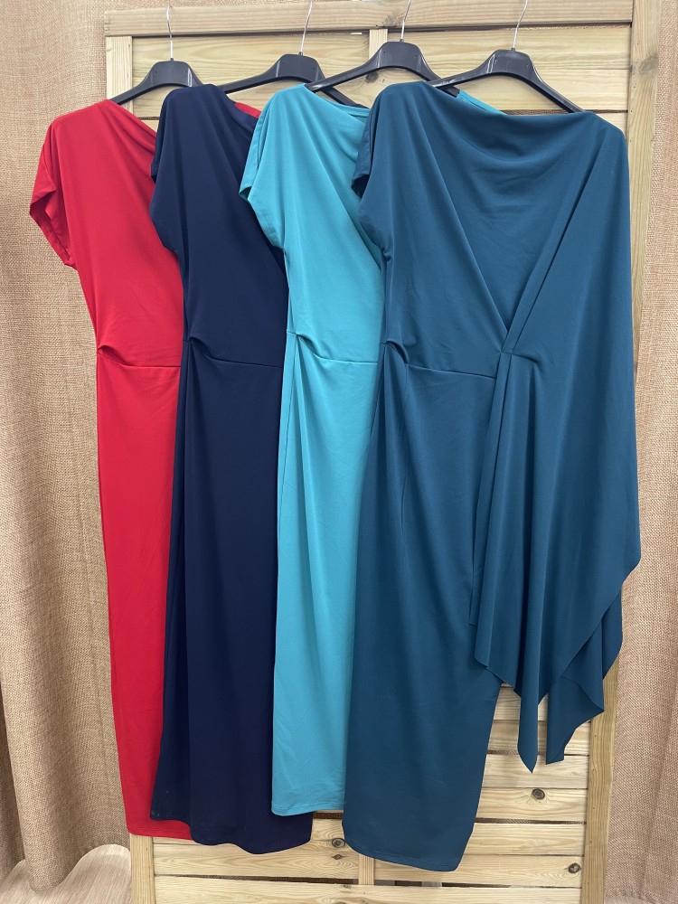 Vestido liso midi con nudo delantero y capa lateral